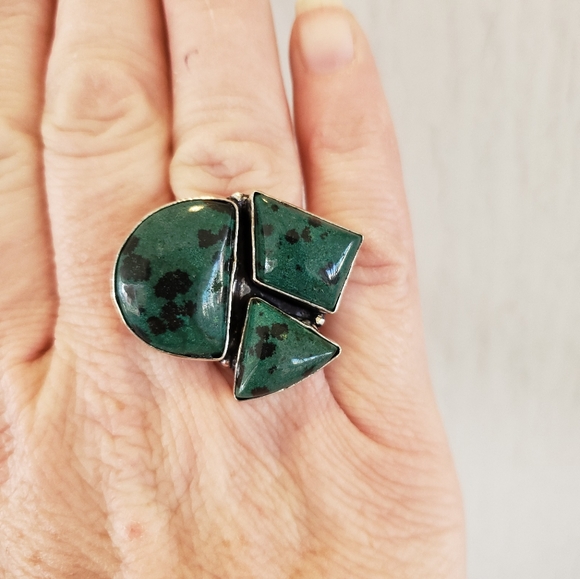 New Ruby Zoisite 925 Silver Ring. - Picture 5 of 7